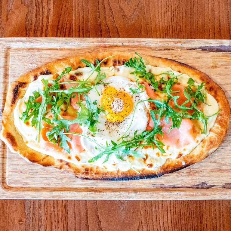 Delicious Breakfast Flatbread